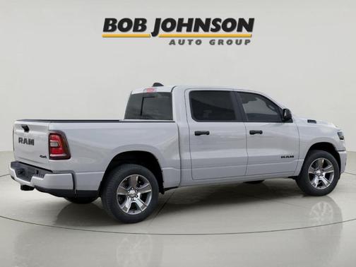 Bright White Clearcoat 2026 RAM 1500 Express