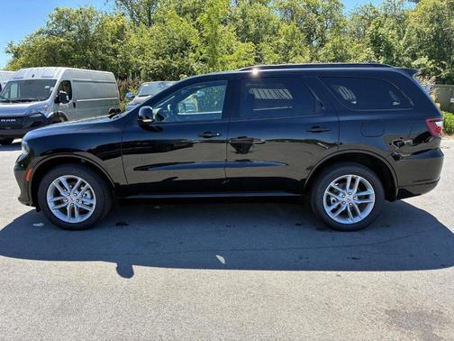 DB Black Clearcoat 2026 Dodge Durango GT