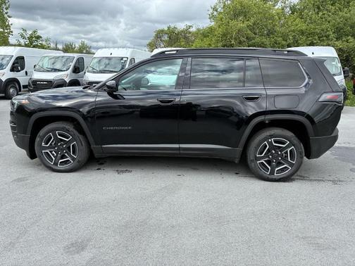 Diamond Black 2026 Jeep Cherokee Limited