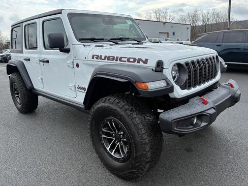 Bright White Clearcoat 2026 Jeep Wrangler Rubicon