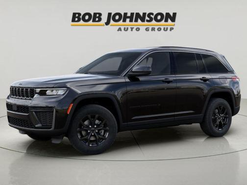 Diamond Black 2026 Jeep Grand Cherokee Laredo