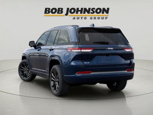 Fathom Blue Pearlcoat 2026 Jeep Grand Cherokee Limited