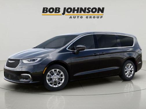 Diamond Black 2026 Chrysler Pacifica Limited