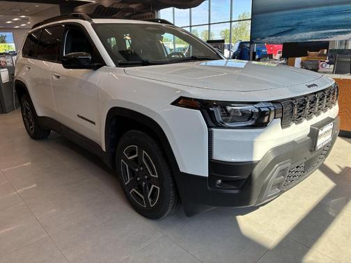 Bright White Clearcoat 2026 Jeep Cherokee Limited