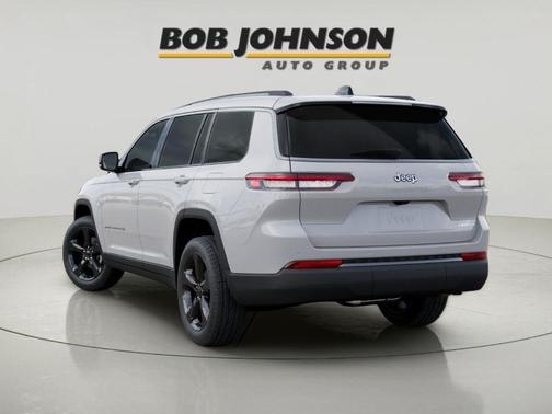 Bright White Clearcoat 2026 Jeep Grand Cherokee L Limited