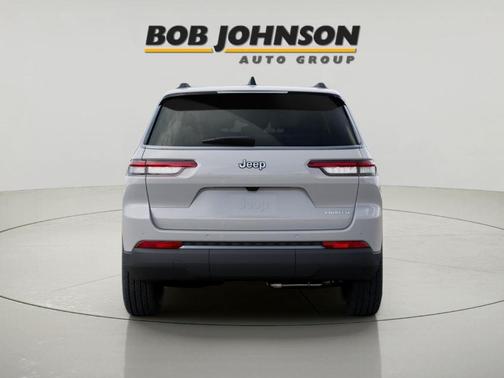 Bright White Clearcoat 2026 Jeep Grand Cherokee L Limited