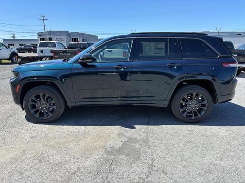 Fathom Blue Pearlcoat 2026 Jeep Grand Cherokee Limited