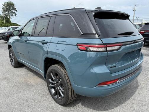 Steel Blue 2026 Jeep Grand Cherokee Limited