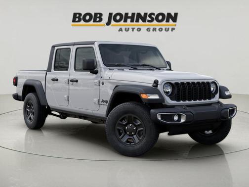 Bright White Clearcoat 2026 Jeep Gladiator Sport
