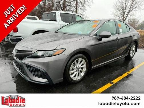 Gray 2024 Toyota Camry SE