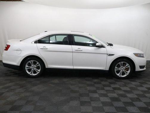 2013 Ford Taurus SEL