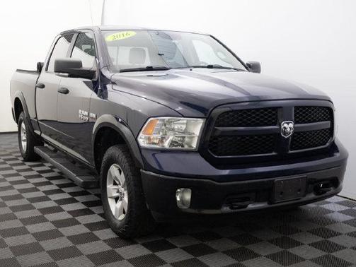 True Blue Pearlcoat 2016 RAM 1500 SLT