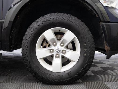 True Blue Pearlcoat 2016 RAM 1500 SLT