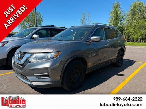 Gun Metallic 2017 Nissan Rogue S