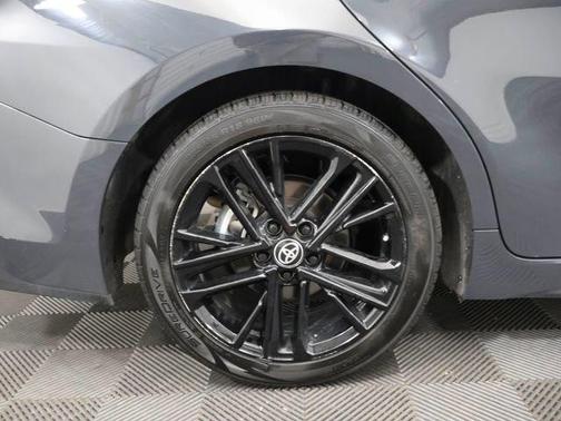 UNDERGROUND 2025 Toyota Camry SE