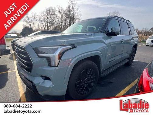 2024 Toyota Sequoia SR5