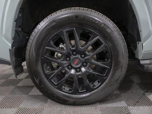 2024 Toyota Sequoia SR5