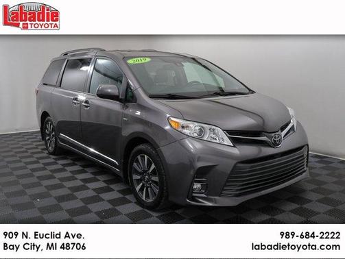 2019 Toyota Sienna XLE