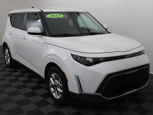 2023 Kia Soul LX