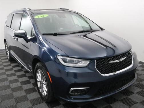 Fathom Blue Pearlcoat 2021 Chrysler Pacifica Limited