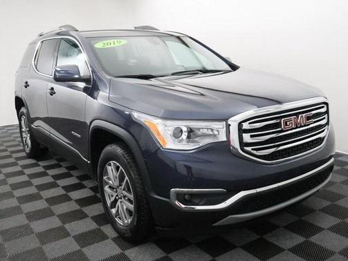 2019 GMC Acadia SLE-2
