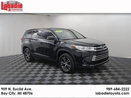 2019 Toyota Highlander LE I4