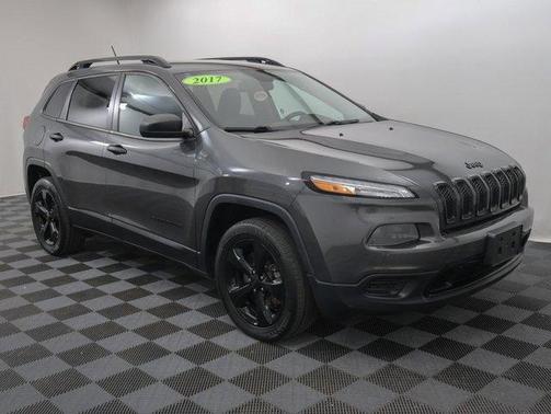 2017 Jeep Cherokee Sport