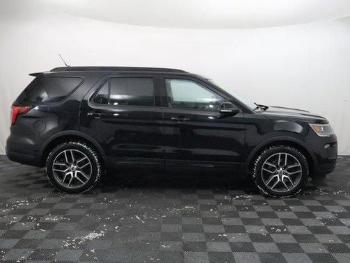 2018 Ford Explorer sport