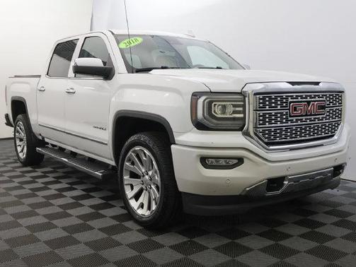 White Frost Tri-Coat 2018 GMC Sierra 1500 Denali