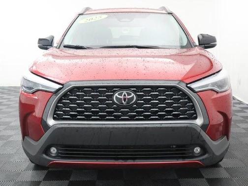 2025 Toyota Corolla Cross XLE
