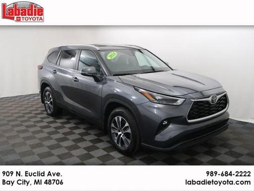 2024 Toyota Highlander XLE