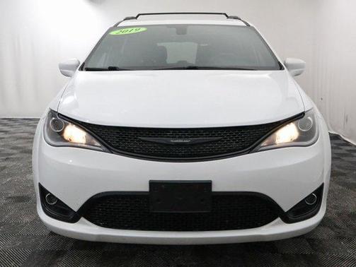 2019 Chrysler Pacifica Touring Plus