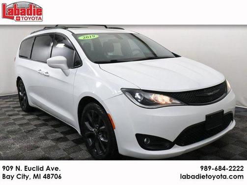 2019 Chrysler Pacifica Touring Plus