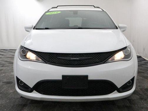 2019 Chrysler Pacifica Touring Plus