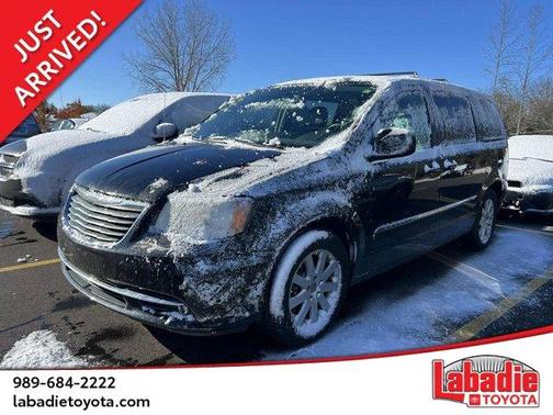 2014 Chrysler Town & Country Touring
