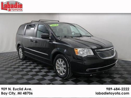 2014 Chrysler Town & Country Touring