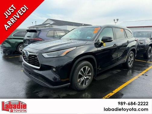 2024 Toyota Highlander Hybrid XLE