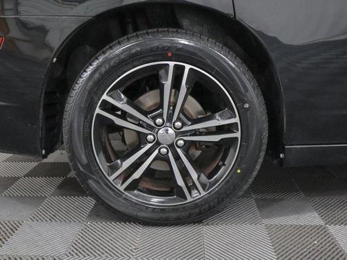 2014 Dodge Charger SXT