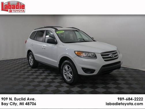 2012 Hyundai SANTA FE GLS