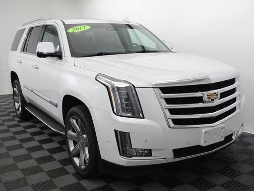 Crystal White Tri-Coat 2017 Cadillac Escalade Luxury