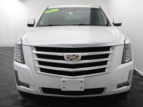 Crystal White Tri-Coat 2017 Cadillac Escalade Luxury