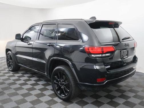 Diamond Black 2018 Jeep Grand Cherokee Altitude