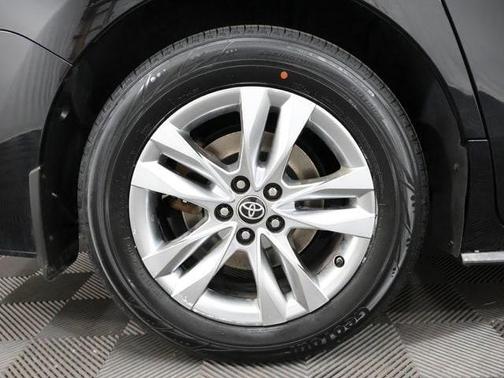 Midnight Black 2022 Toyota Sienna Limited