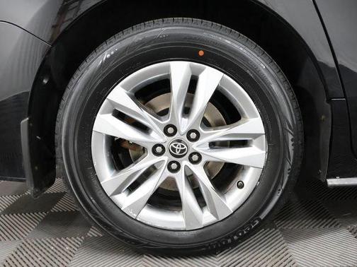 Midnight Black 2022 Toyota Sienna Limited