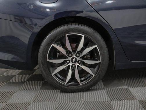 2017 Chevrolet Malibu 1LT