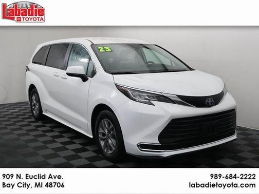Ice 2023 Toyota Sienna LE