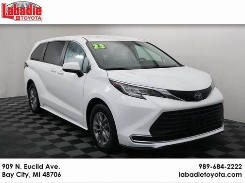 Ice 2023 Toyota Sienna LE