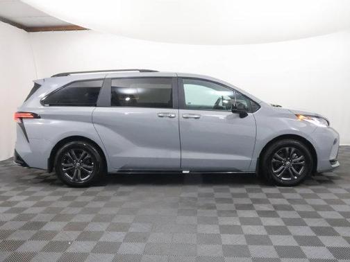 Cement 2025 Toyota Sienna XSE