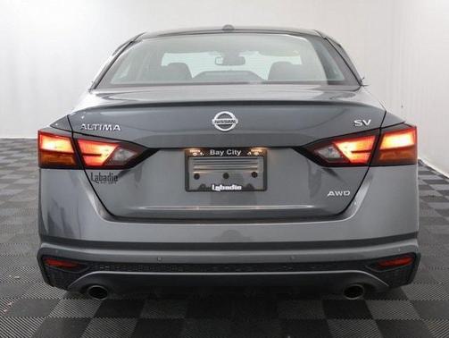 2020 Nissan Altima 2.5 SV