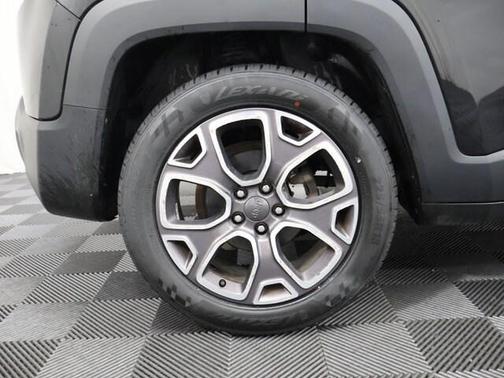 Black 2016 Jeep Renegade Limited